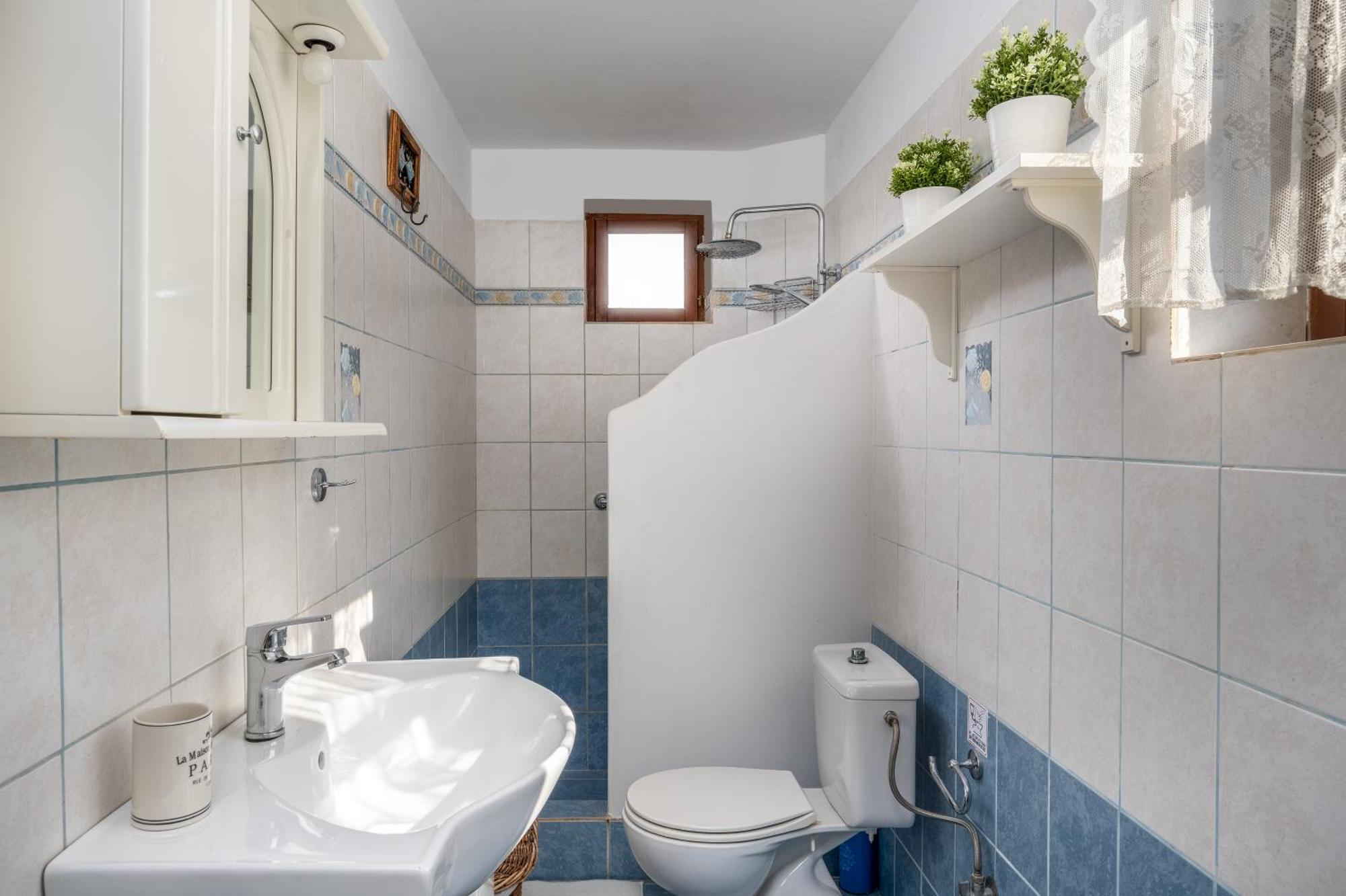 Villa Ftenagia Chalki Town Bagian luar foto