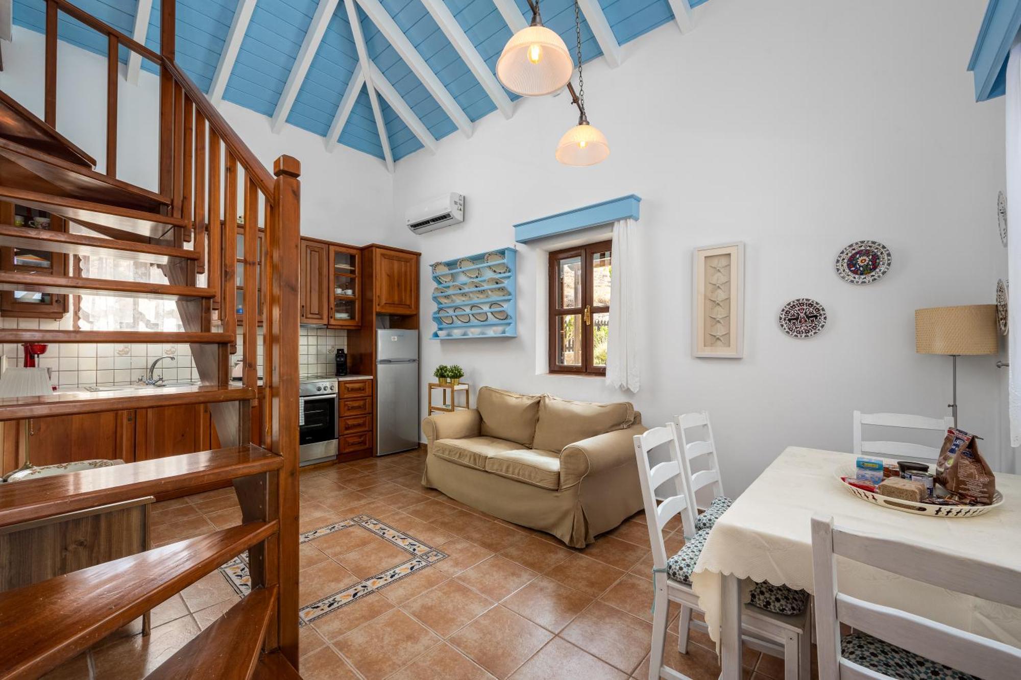 Villa Ftenagia Chalki Town Bagian luar foto
