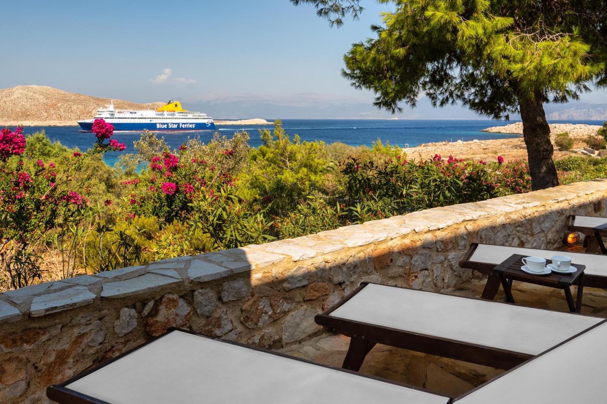 Villa Ftenagia Chalki Town Bagian luar foto